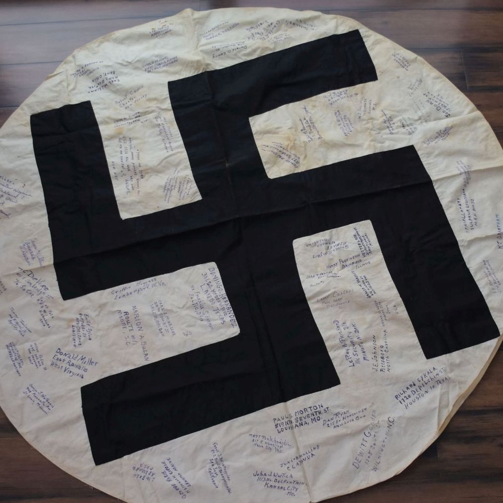 WW2 Nazi German Flag Center
